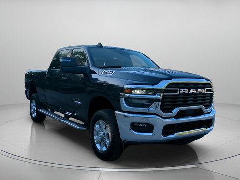 Used 2026 RAM 2500 Big Horn AWD/4WD image 4
