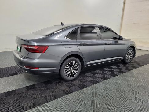 Used 2020 Volkswagen Jetta SE w/ SE Cold Weather Package FWD image 10