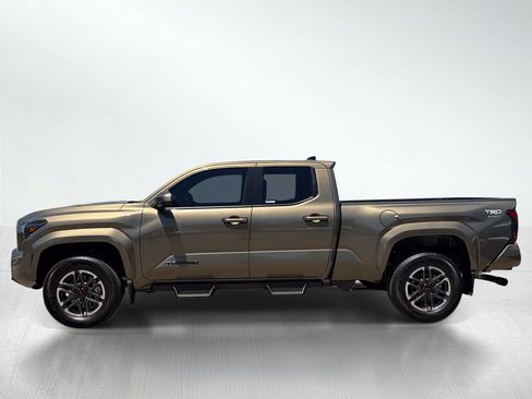 Certified 2026 Toyota Tacoma TRD Sport AWD/4WD image 2