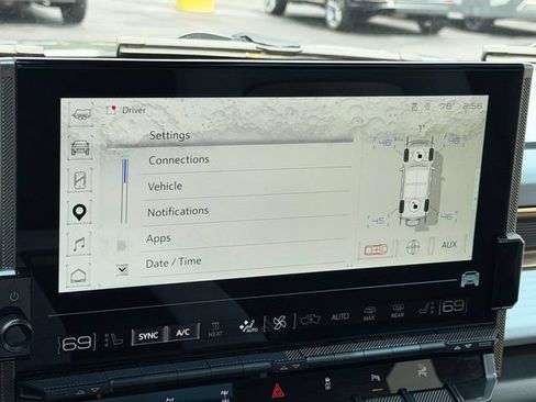 Used 2024 GMC Hummer EV 3X w/ Omega Edition AWD/4WD image 12