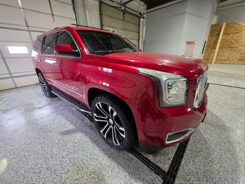 Used 2015 GMC Yukon Denali w/ Touring Package AWD/4WD image 8