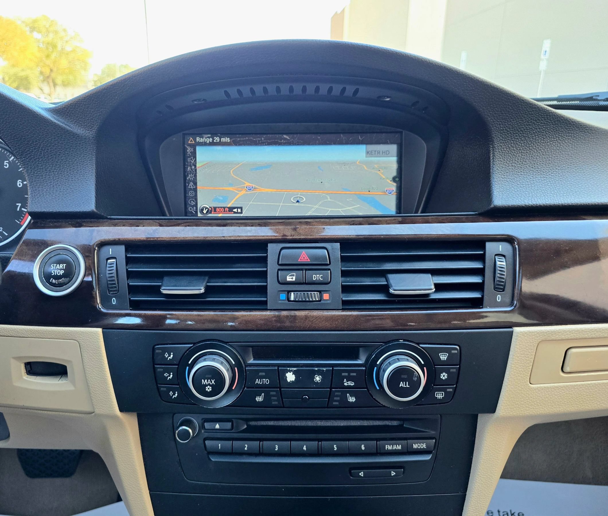 Used 2010 BMW 328i Sedan RWD image 30