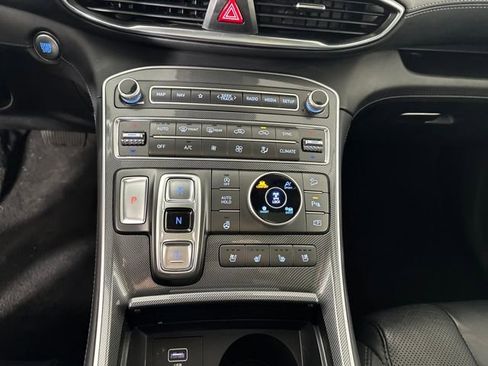Certified 2022 Hyundai Santa Fe Limited image 23