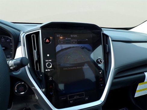 Used 2025 Subaru Crosstrek 2.0i Premium image 16