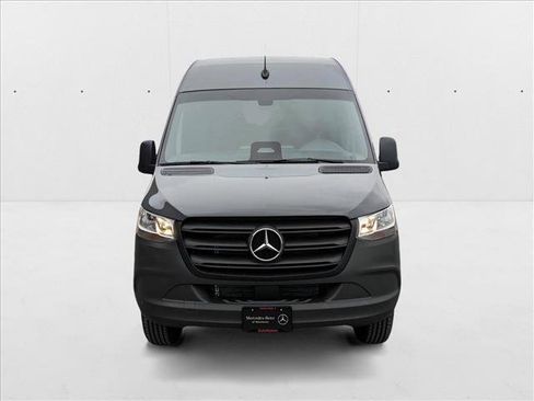 New 2025 Mercedes-Benz Sprinter 2500 image 2