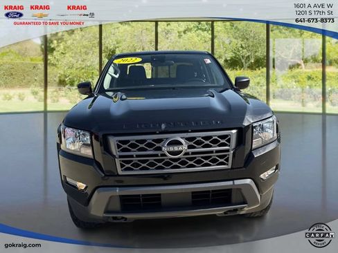 Used 2022 Nissan Frontier SV AWD/4WD image 2