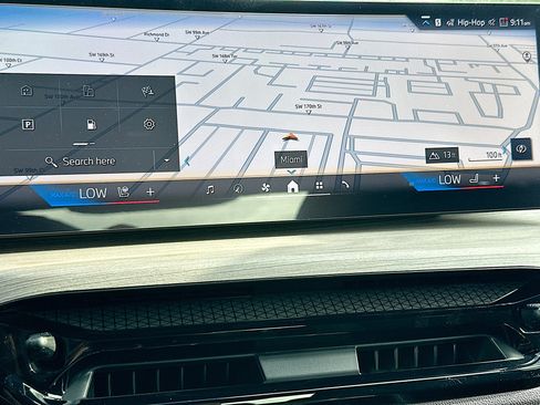 New 2026 BMW 330i Sedan w/ Convenience Package RWD image 10