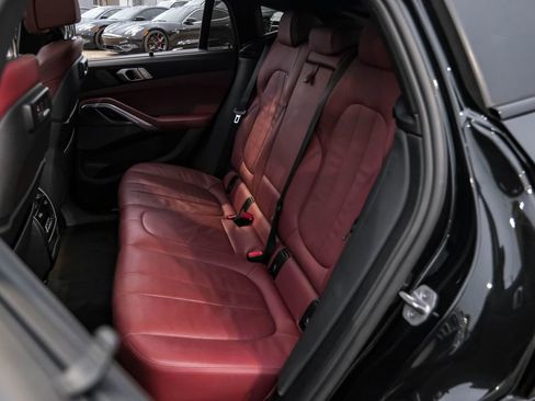 Used 2022 BMW X6 M50i w/ Parking Assistance Package image 55