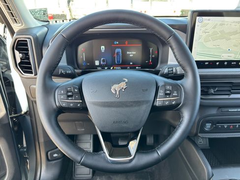 New 2026 Ford Bronco Sport Outer Banks image 9