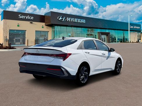 New 2026 Hyundai Elantra Sport FWD image 7