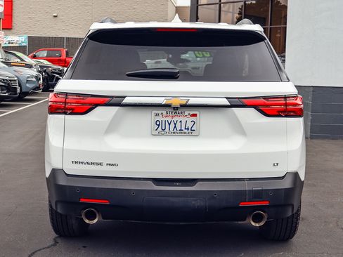 Used 2022 Chevrolet Traverse LT AWD/4WD image 22