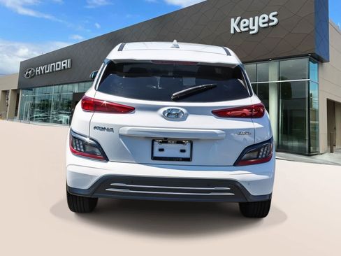 Certified 2023 Hyundai Kona Limited FWD image 6