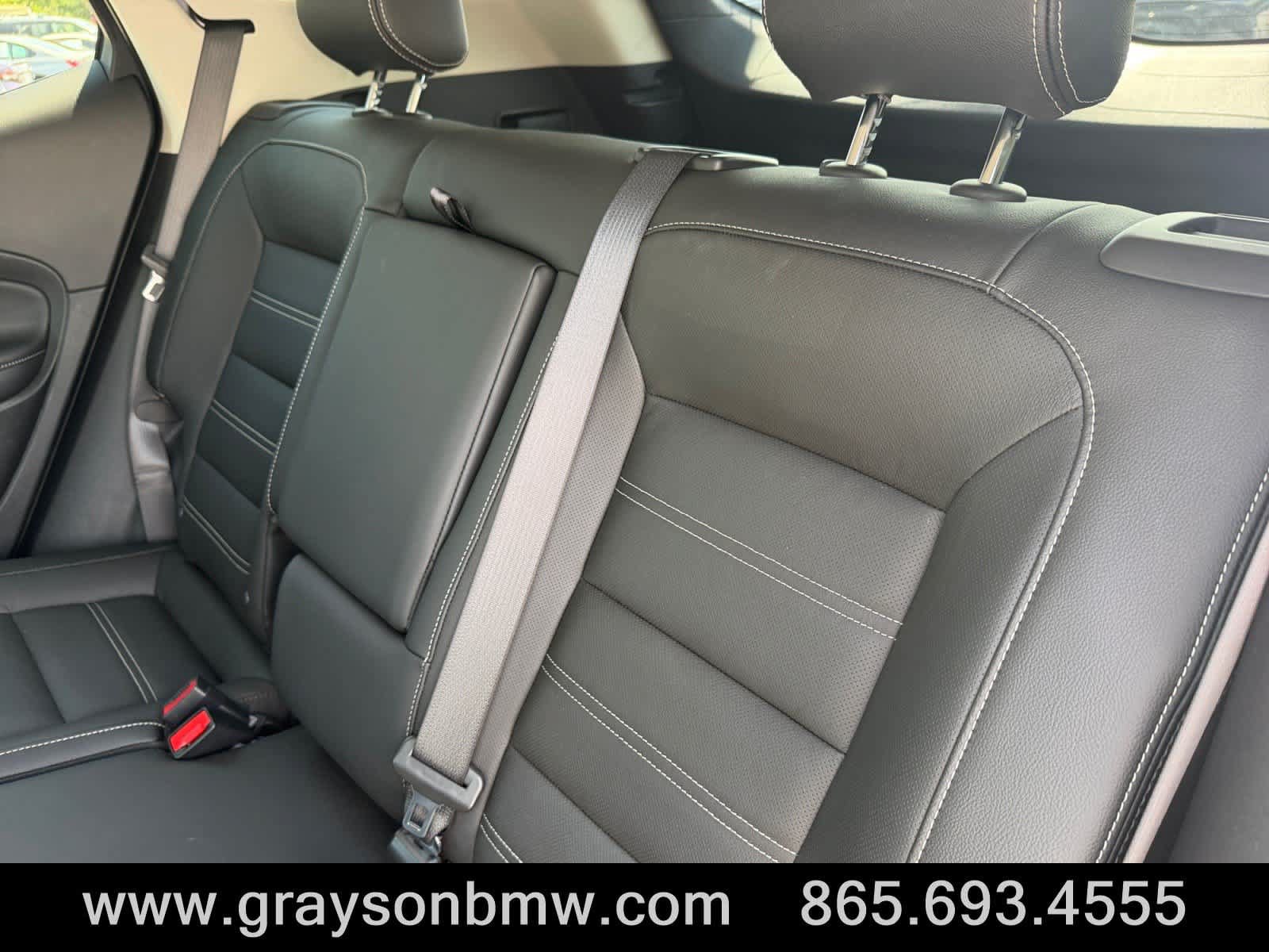 Used 2023 GMC Terrain Denali w/ Denali Premium Package AWD/4WD image 15