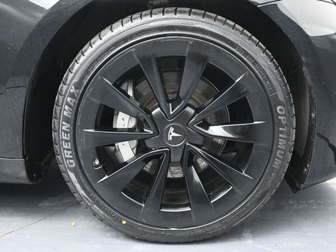 Used 2023 Tesla Model 3 Standard Range image 12