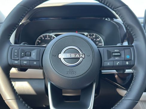 New 2025 Nissan Pathfinder SL w/ Cargo Package image 18