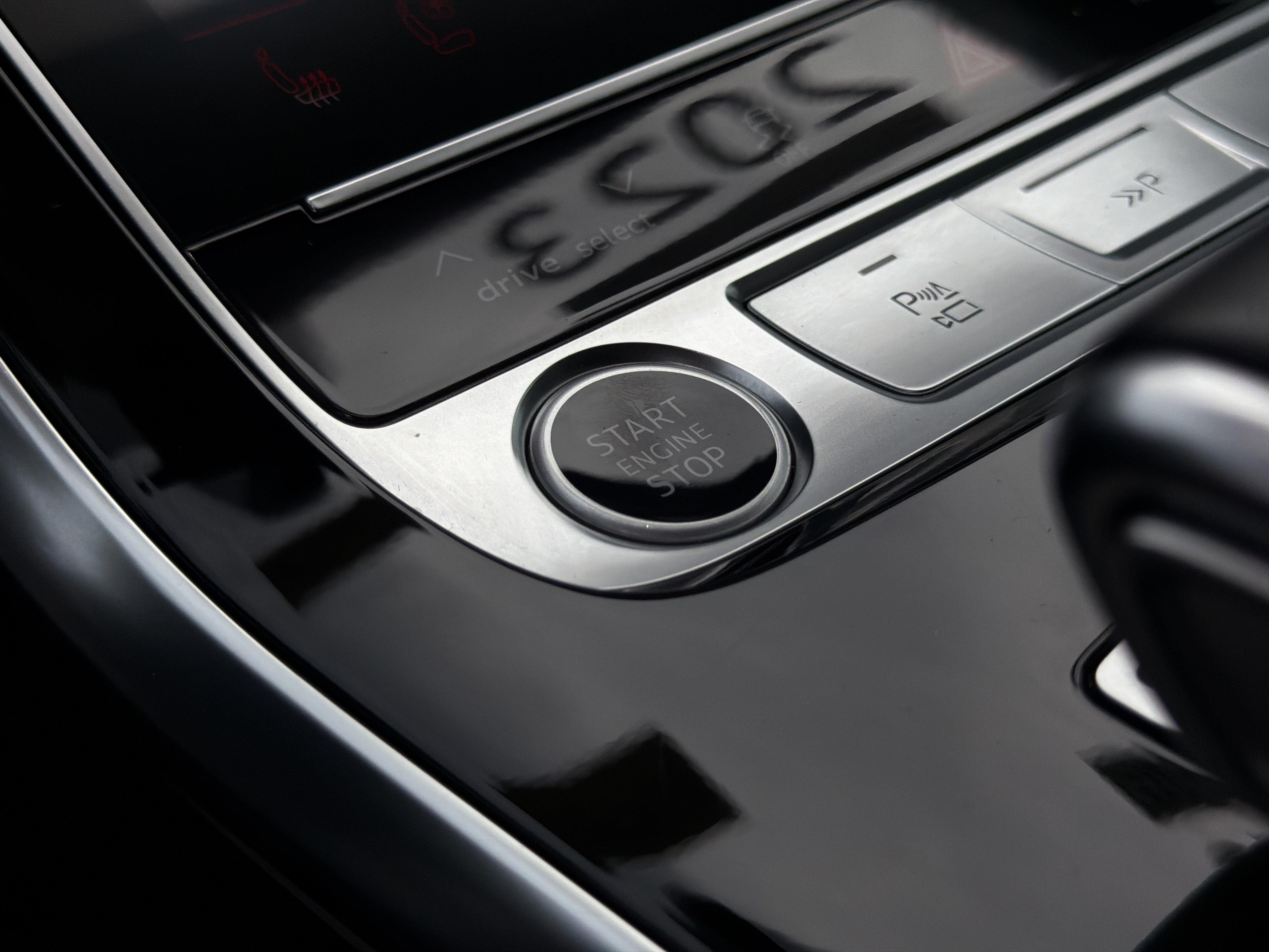 Certified 2023 Audi Q7 3.0T Prestige AWD/4WD image 29