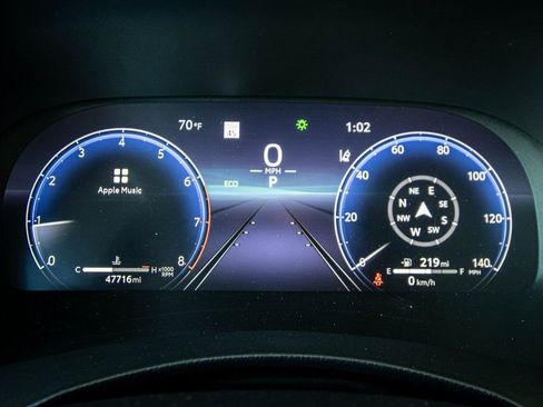 Used 2023 Toyota Highlander Limited image 3