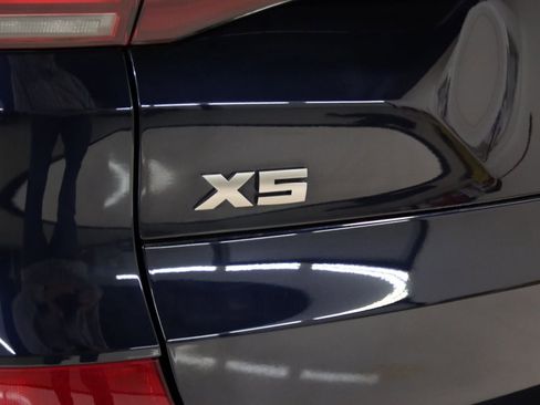 Used 2023 BMW X5 M50i w/ Climate Comfort Package image 11