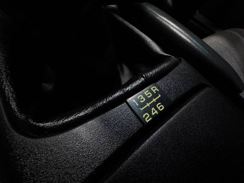 Used 1993 Chevrolet Camaro Z28 RWD image 40
