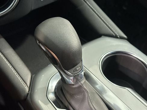 Used 2025 Chevrolet Blazer LT FWD image 22