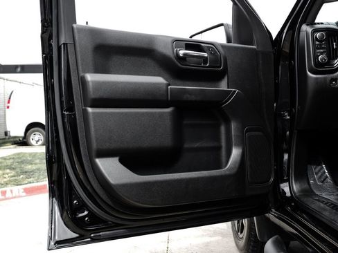 Used 2024 Chevrolet Silverado 1500 Custom w/ Turbomax Blackout Package image 41