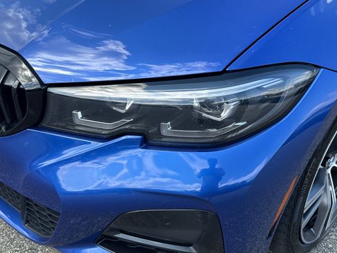 Used 2022 BMW 330i xDrive Sedan w/ M Sport Package AWD/4WD image 7