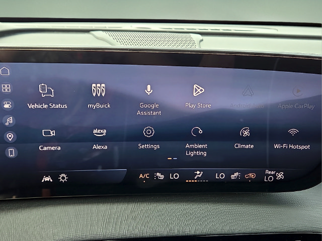 Used 2025 Buick Enclave Preferred FWD image 21