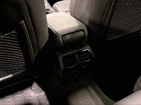 Certified 2025 Audi Q3 2.0T Premium w/ Convenience Package image 34