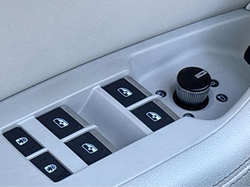 Used 2023 Audi A6 Premium Plus image 15