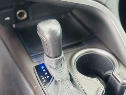 Used 2021 Toyota Camry SE image 32