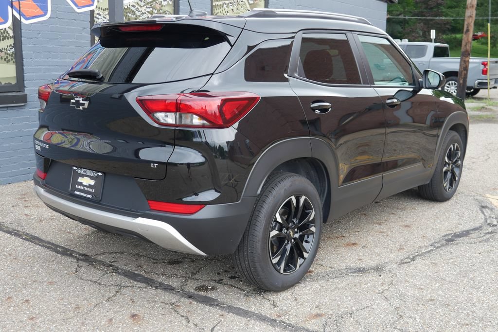 Used 2023 Chevrolet TrailBlazer LT w/ Convenience Package FWD image 16