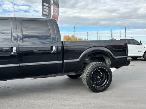 Used 2013 Ford F250 Platinum w/ FX4 Off Road Pkg image 5