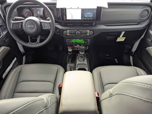 New 2026 Jeep Gladiator Mojave image 15