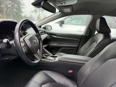 Used 2023 Toyota Camry XSE image 5