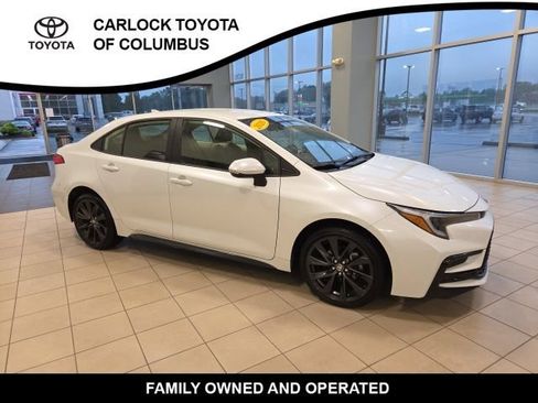 Used 2026 Toyota Corolla SE FWD image 6