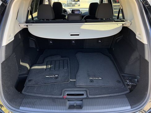 Certified 2025 Nissan Rogue S image 24