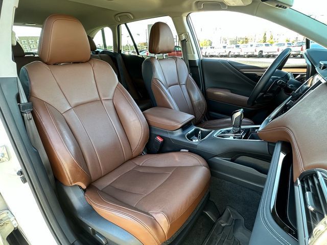 Used 2022 Subaru Outback Touring w/ Popular Package #2 AWD/4WD image 11