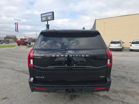 Used 2025 Ford Expedition Max Active AWD/4WD image 6