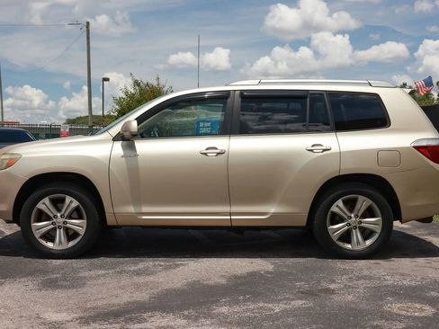 Used 2008 Toyota Highlander Sport AWD/4WD image 3