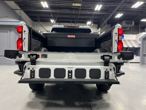 Used 2024 Chevrolet Silverado 2500 W/T AWD/4WD image 10