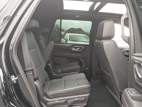 Used 2022 Chevrolet Tahoe RST w/ Luxury Package RWD image 28