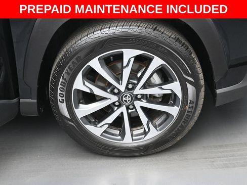 Certified 2025 Toyota Corolla Cross XLE AWD/4WD image 34