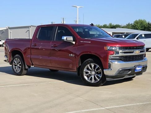 Used 2019 Chevrolet Silverado 1500 LT w/ Texas Edition RWD image 2