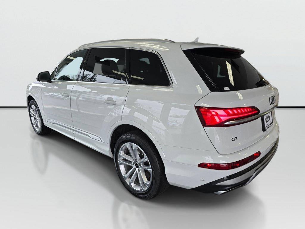 Used 2025 Audi Q7 3.0T Premium Plus AWD/4WD image 5