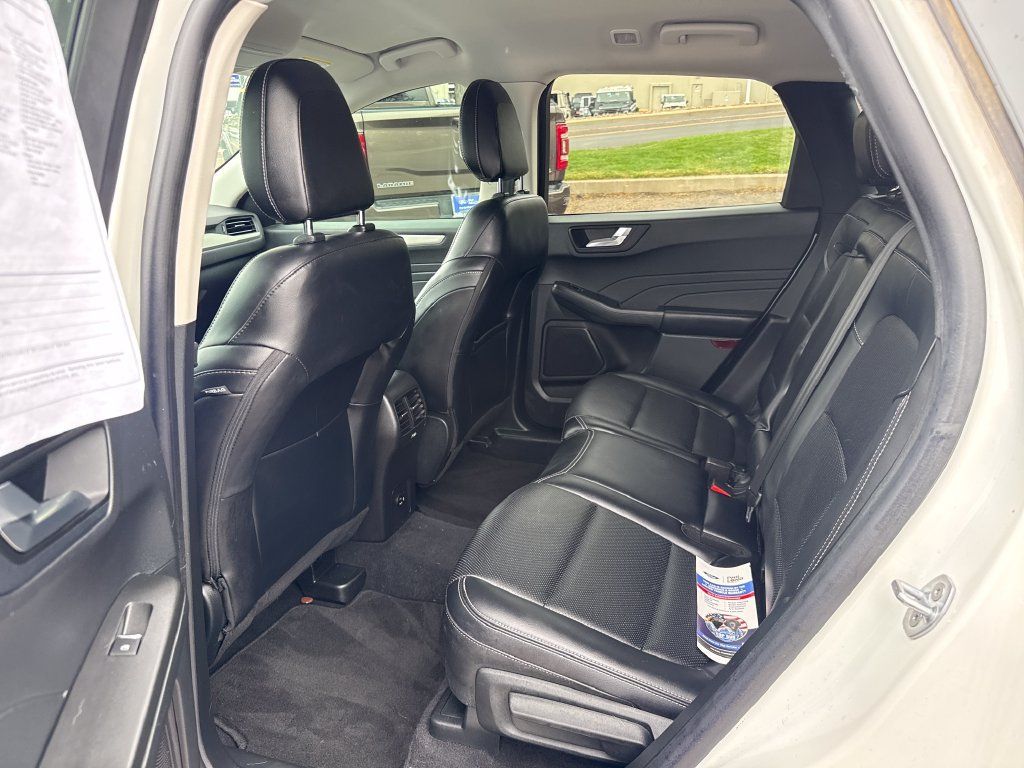 Certified 2021 Ford Escape SEL FWD image 21