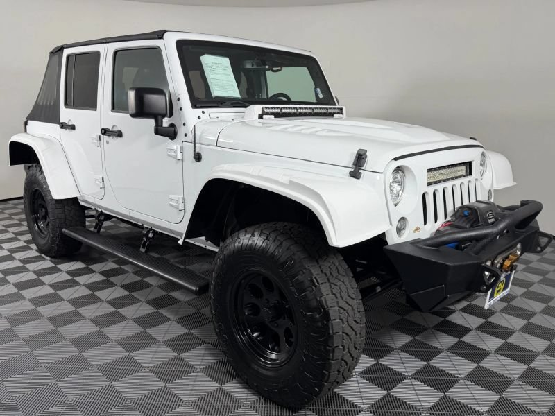 Used 2018 Jeep Wrangler Unlimited Rubicon w/ Connectivity Group AWD/4WD image 75