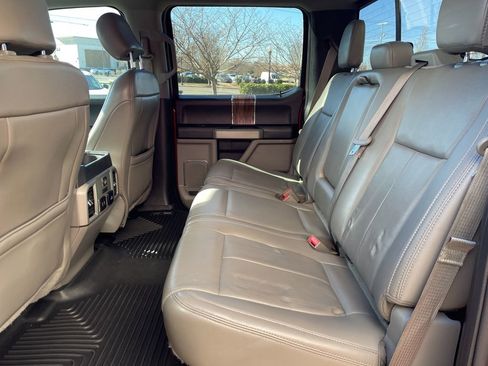 Used 2018 Ford F150 Lariat w/ Equipment Group 502A Luxury image 24