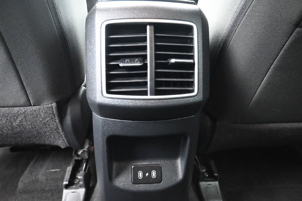 Used 2026 Kia Sportage LX FWD image 14