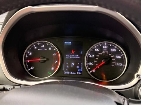 Used 2018 Mitsubishi Eclipse Cross AWD image 19