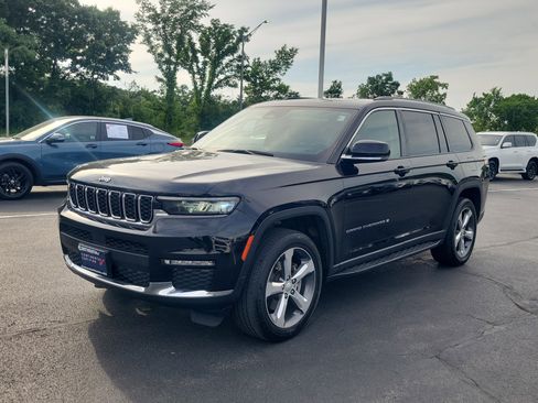 Used 2021 Jeep Grand Cherokee L Limited AWD/4WD image 3